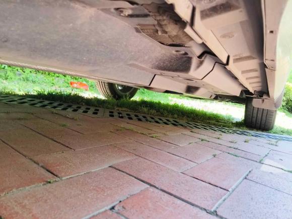 [西安·陕U] 二手丰田威飒2023款 2.0L CVT两驱尊贵版