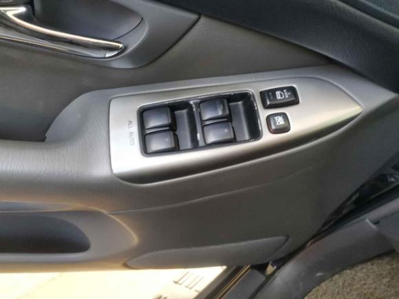 [深圳·粤B] 二手丰田普拉多2004款 GX 2.7自动车型