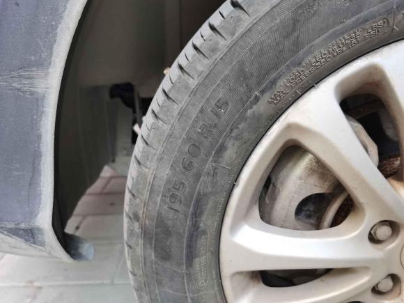 [西安·陕A] 二手东风风光风光3702016款 1.5L 手动标准型SFG15-05 7座