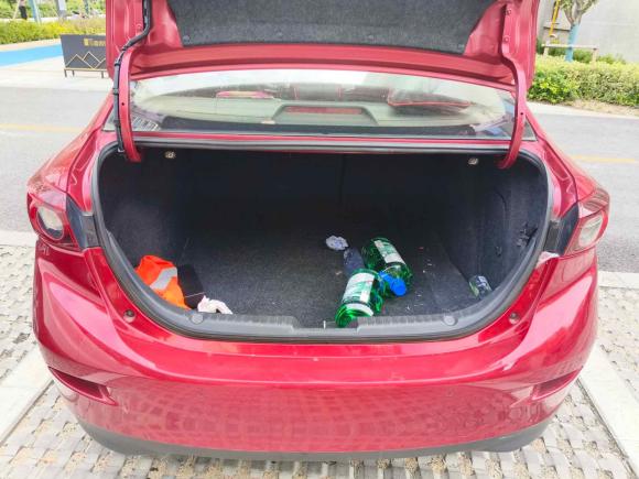 [上海·苏J] 二手马自达马自达3 昂克赛拉2016款 三厢 1.5L 手动豪华型