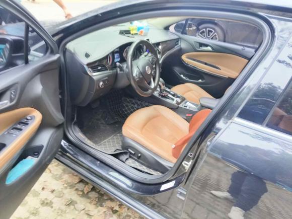 [苏州·苏E] 二手别克威朗2015款 三厢 20T 双离合旗舰型