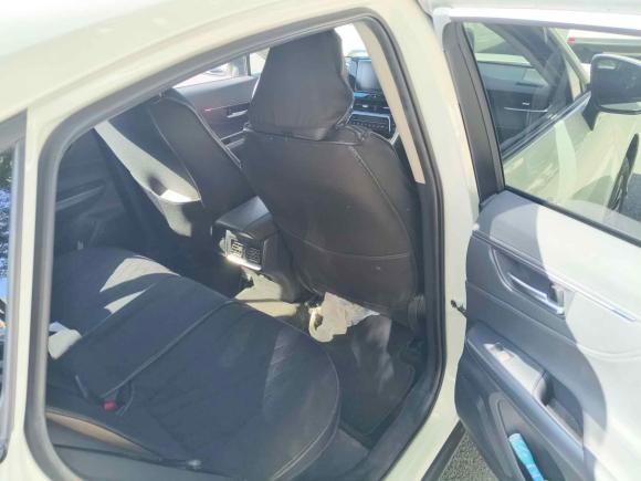 [合肥·皖A] 二手丰田威飒2022款 2.0L CVT两驱豪华版