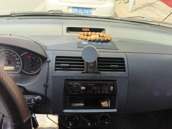 [北京·津L] 二手铃木雨燕2013款 1.5L 手动标准版