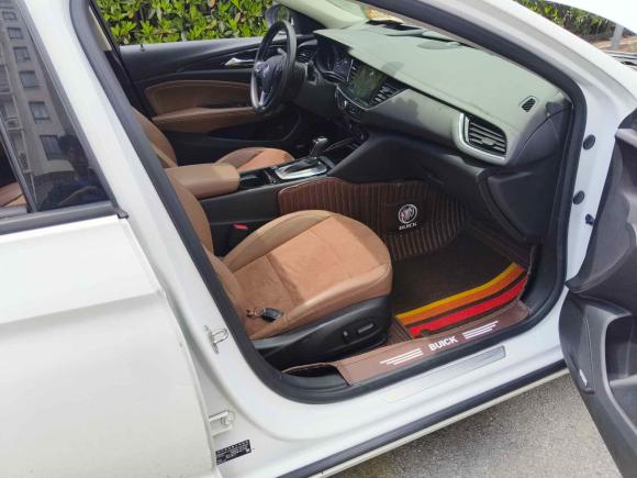 [上海·苏U] 二手别克君威2017款 28T 尊享型