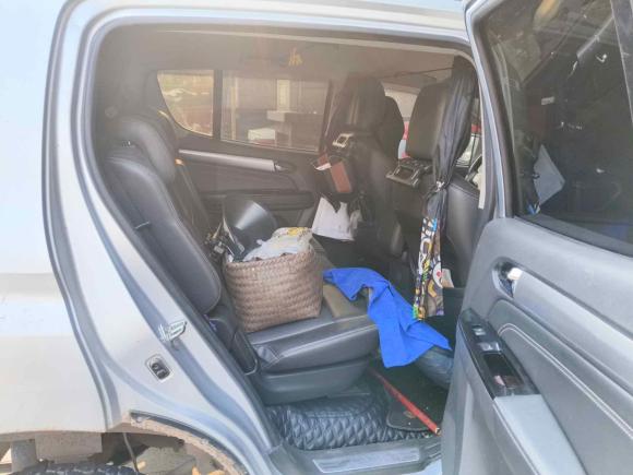 [成都·川A] 二手五十铃mu-X牧游侠2017款 3.0T 四驱手动探索型 5座 国IV