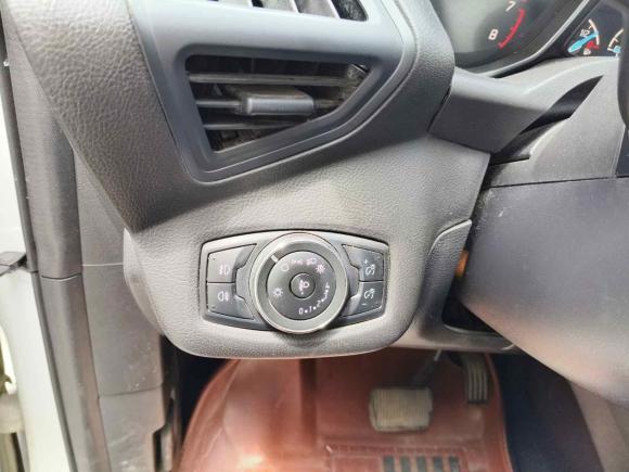 [武汉·鄂A] 二手福特翼虎2013款 1.6L GTDi 两驱风尚型