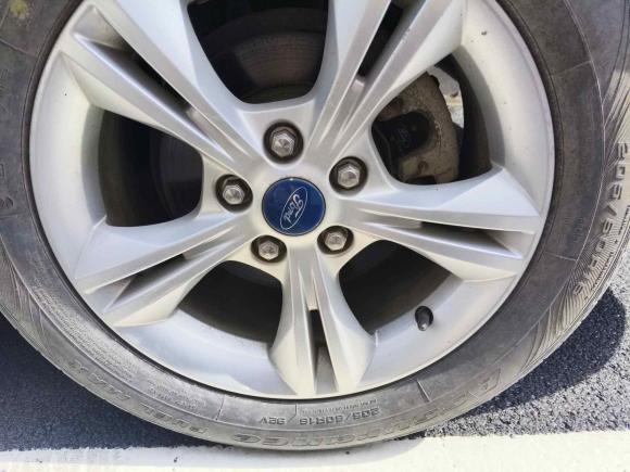 [杭州·浙A] 二手福特福克斯2012款 三厢 1.6L 手动风尚型