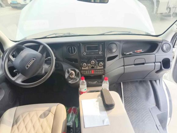 [佛山·鲁B] 二手依维柯依维柯欧胜2020款 2.3T 手动超瑞短轴高顶低功F1A