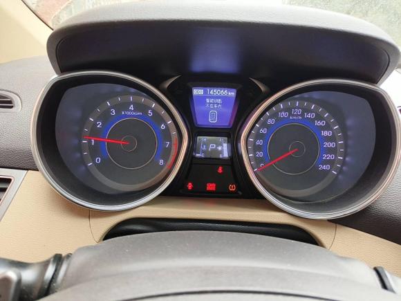 [嘉兴·浙F] 二手现代朗动2012款 1.8L 自动尊贵型