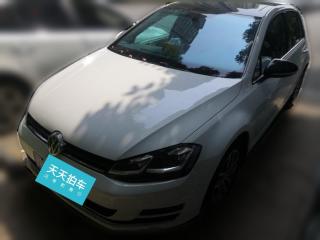 大众高尔夫2016款230TSI自动豪华型