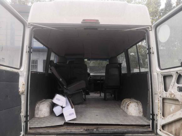 [成都·川A] 二手依维柯依维柯得意2012款 2.5T-A35物流1版中顶