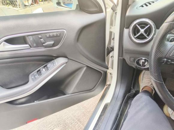 [金华·浙G] 二手奔驰奔驰GLA2015款 GLA 200