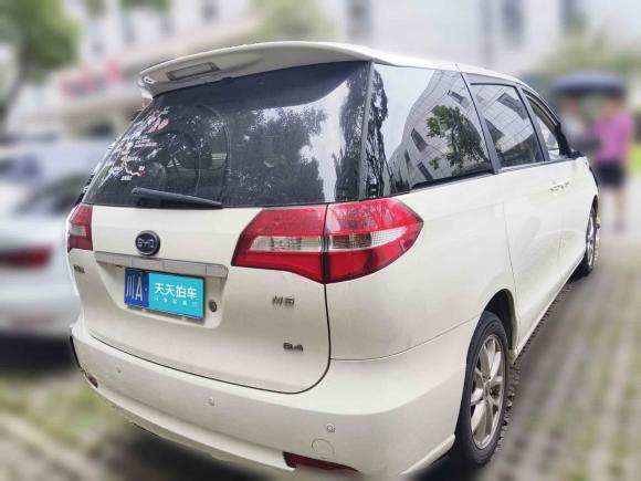 [成都·川A] 二手比亚迪比亚迪M62013款 2.4L 手动尊贵型