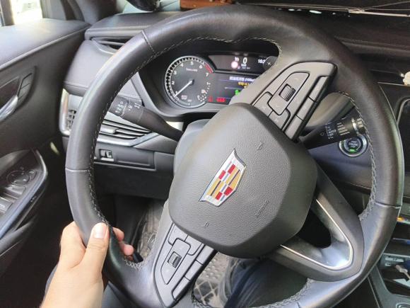 [上海·沪B] 二手凯迪拉克凯迪拉克XT42018款 28T 两驱领先型