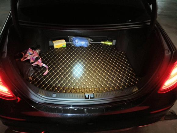 [苏州·苏E] 二手奔驰奔驰E级2020款 E 300 L 运动时尚型