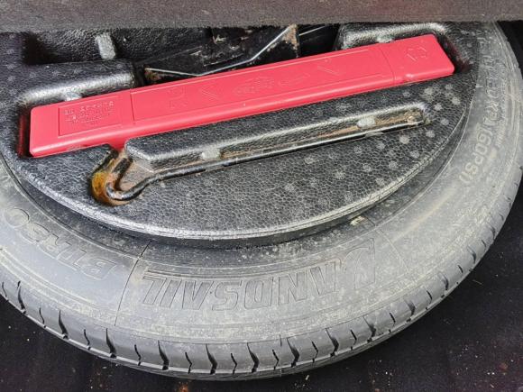 [上海·皖D] 二手众泰众泰SR92017款 2.0T 自动极致之梦版