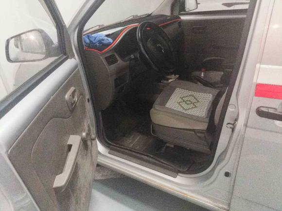 [广州·粤A] 二手五菱汽车五菱荣光V2019款 1.5L厢式运输车实用型