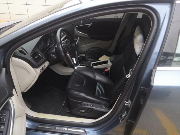 [南通·苏F] 二手沃尔沃沃尔沃V402014款 2.0T 智雅版