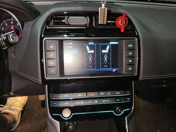 [上海·沪G] 二手捷豹捷豹XE2018款 2.0T 200PS 两驱R-Sport运动版