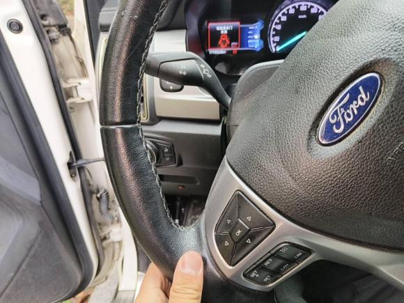 [杭州·浙A] 二手福特撼路者2017款 2.2T 柴油手动四驱豪华版 5座