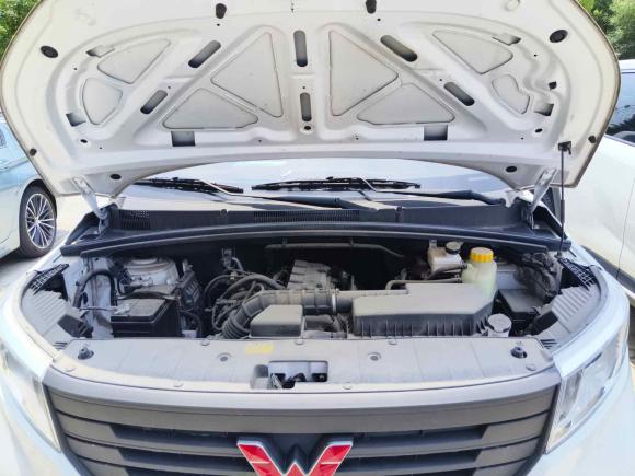 [南通·苏F] 二手五菱汽车五菱宏光PLUS2020款 1.5L 手动标准型 5座