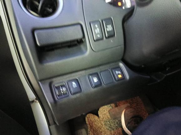 [上海·沪E] 二手日产途达2020款 2.5L XL Upper 4WD 自动四驱豪华版