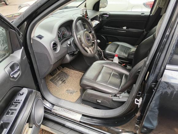 [佛山·粤Y] 二手Jeep指南者2013款 2.4L 四驱豪华版