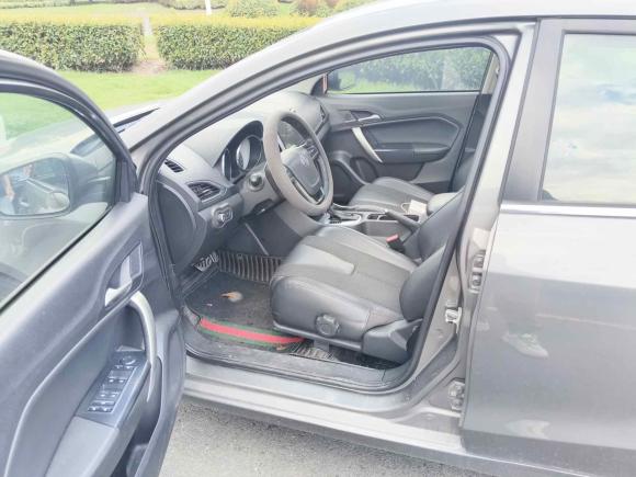 [苏州·苏E] 二手名爵锐行2015款 1.4TGI TST双离合精英版