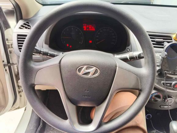 [青岛·鲁B] 二手现代瑞纳2014款 1.4L 自动智能型GLS