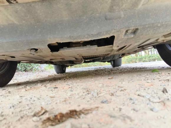 [无锡·苏B] 二手哈弗哈弗H62015款 改款 运动版 1.5T 手动两驱精英型