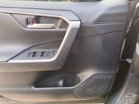 [南京·苏A] 二手丰田威兰达2022款 双擎 2.5L E-CVT两驱豪华PLUS版