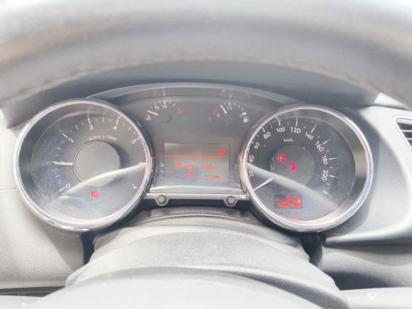 [杭州·浙A] 二手标致标致30082013款 2.0L 自动潮流版