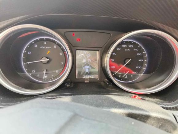 [武汉·鄂A] 二手众泰众泰T3002017款 1.5T CVT尊享型