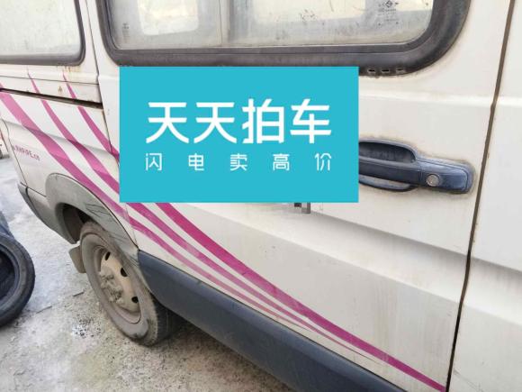 [宁波·沪A] 二手依维柯依维柯褒迪2012款 2.5T-A32 基本型