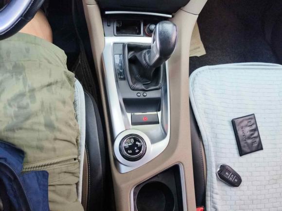 [上海·苏A] 二手DSDS 62014款 1.6T 豪华版THP160