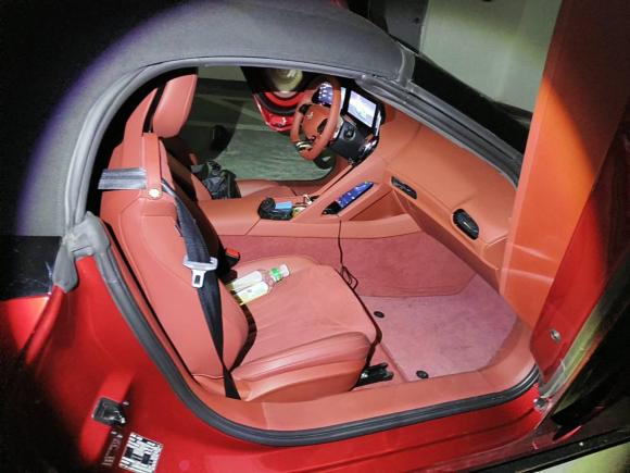 [苏州·苏E] 二手名爵MG Cyberster2024款 520km 传奇四驱版