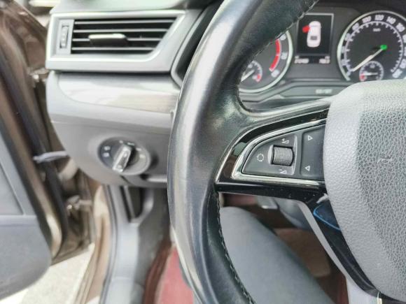 [嘉兴·浙F] 二手斯柯达速派2016款 TSI330 DSG智行版