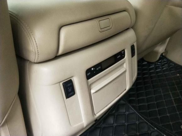 [深圳·粤B] 二手日产途乐2017款 5.6L 标准型