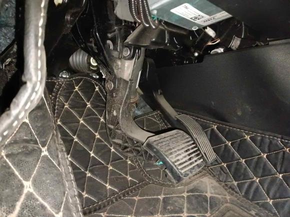 [济南·鲁A] 二手Jeep自由侠2019款 220T 自动领先版