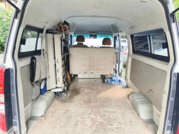 [成都·川A] 二手金杯新海狮X30L CNG2021款 1.5L天然气财富单蒸空调版客车SWCC15M