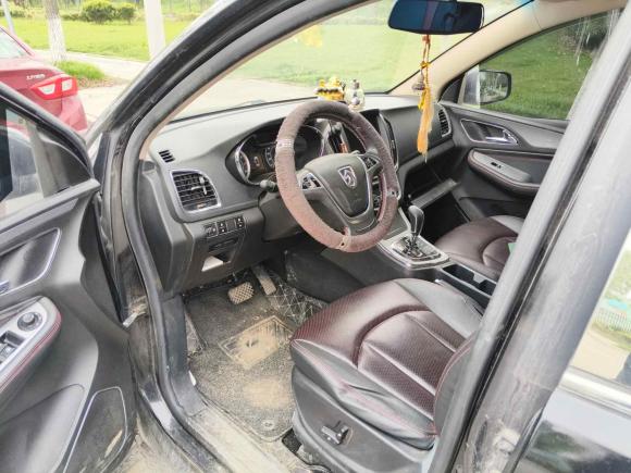 [南通·苏F] 二手宝骏宝骏5602016款 1.8L iAMT豪华型