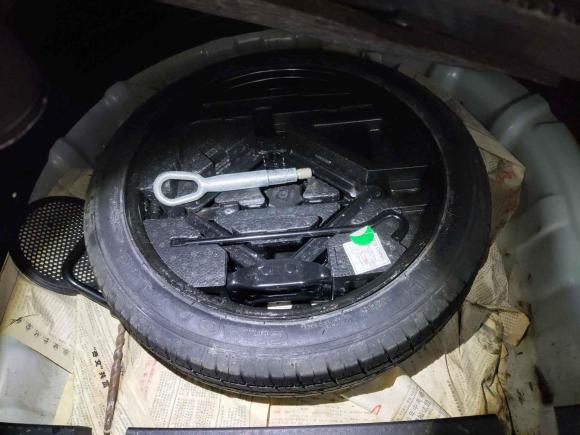 [西安·陕A] 二手荣威荣威Ei52018款 互联网旗舰版