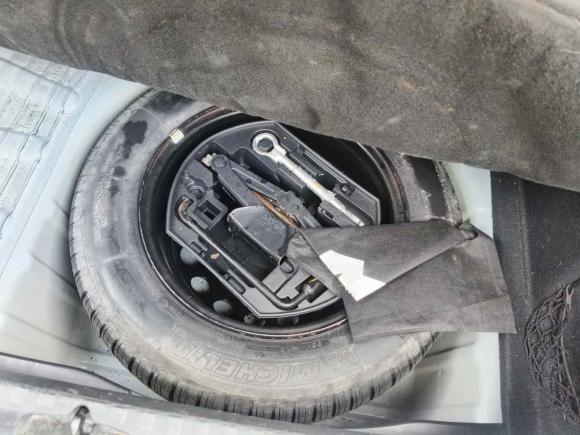 [上海·沪B] 二手DSDS 42012款 1.6T 雅致版