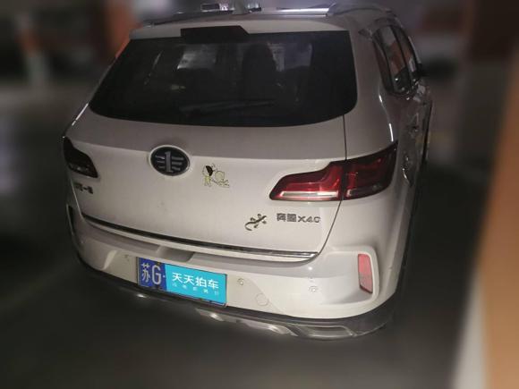 [常州·苏G] 二手奔腾奔腾X402018款 网红版 1.6L 自动互联智酷型