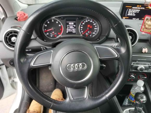 [武汉·鄂A] 二手奥迪奥迪A12016款 30 TFSI Sportback Design风尚版