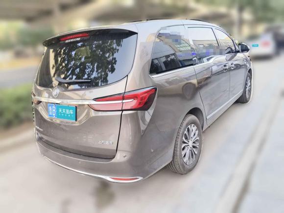 [青岛·鲁B] 二手别克别克GL82020款 陆上公务舱 652T 尊贵型