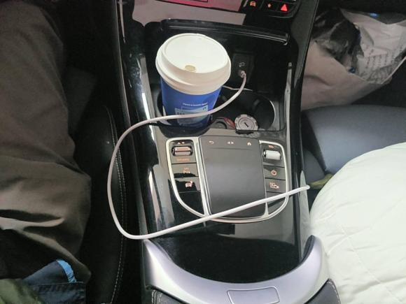 [上海·沪A] 二手奔驰奔驰EQC2022款 EQC 350 4MATIC 特别版