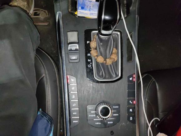 [芜湖·皖B] 二手魏牌魏牌 VV52017款 2.0T 超豪型