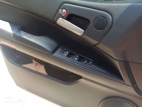 [武汉·鄂A] 二手双龙爱腾2009款 A200XDi AD豪华型