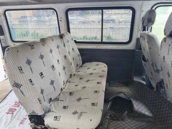 [济南·鲁A] 二手福特经典全顺2015款 2.8T柴油多功能车短轴6座中顶JX493ZLQ4